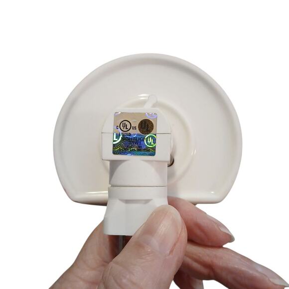 Russ Berries Butterflies‎ Faith Stained Glass Look Electric Plug In Night Light - Picture 6 of 6